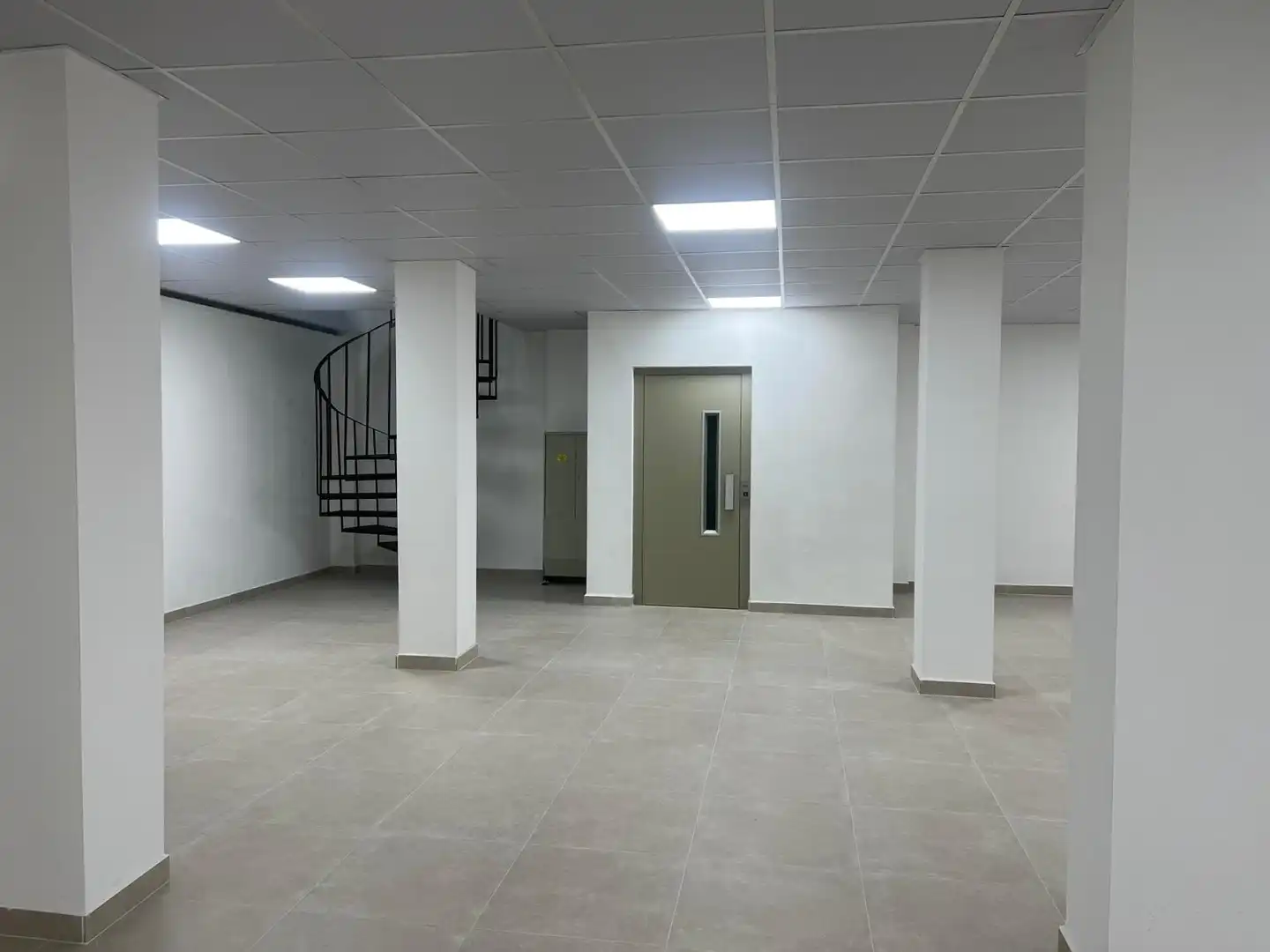 Local comercial de lloguer a Centro, imagen 11