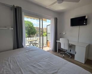Bedroom of Flat to share in  Valencia Capital  with Air Conditioner and Terrace