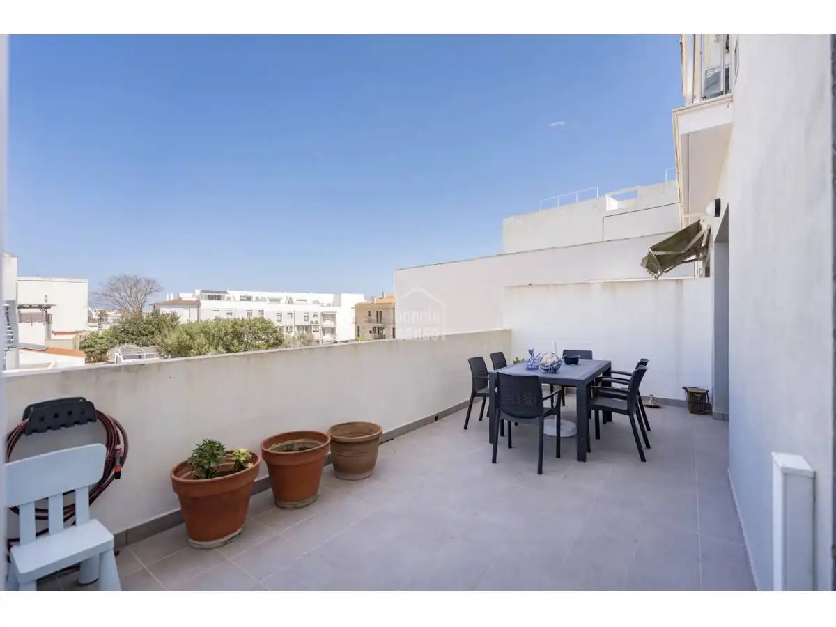 Terraza de Apartamento en venta en Maó - Mahón con Calefacción, Terraza y Piscina