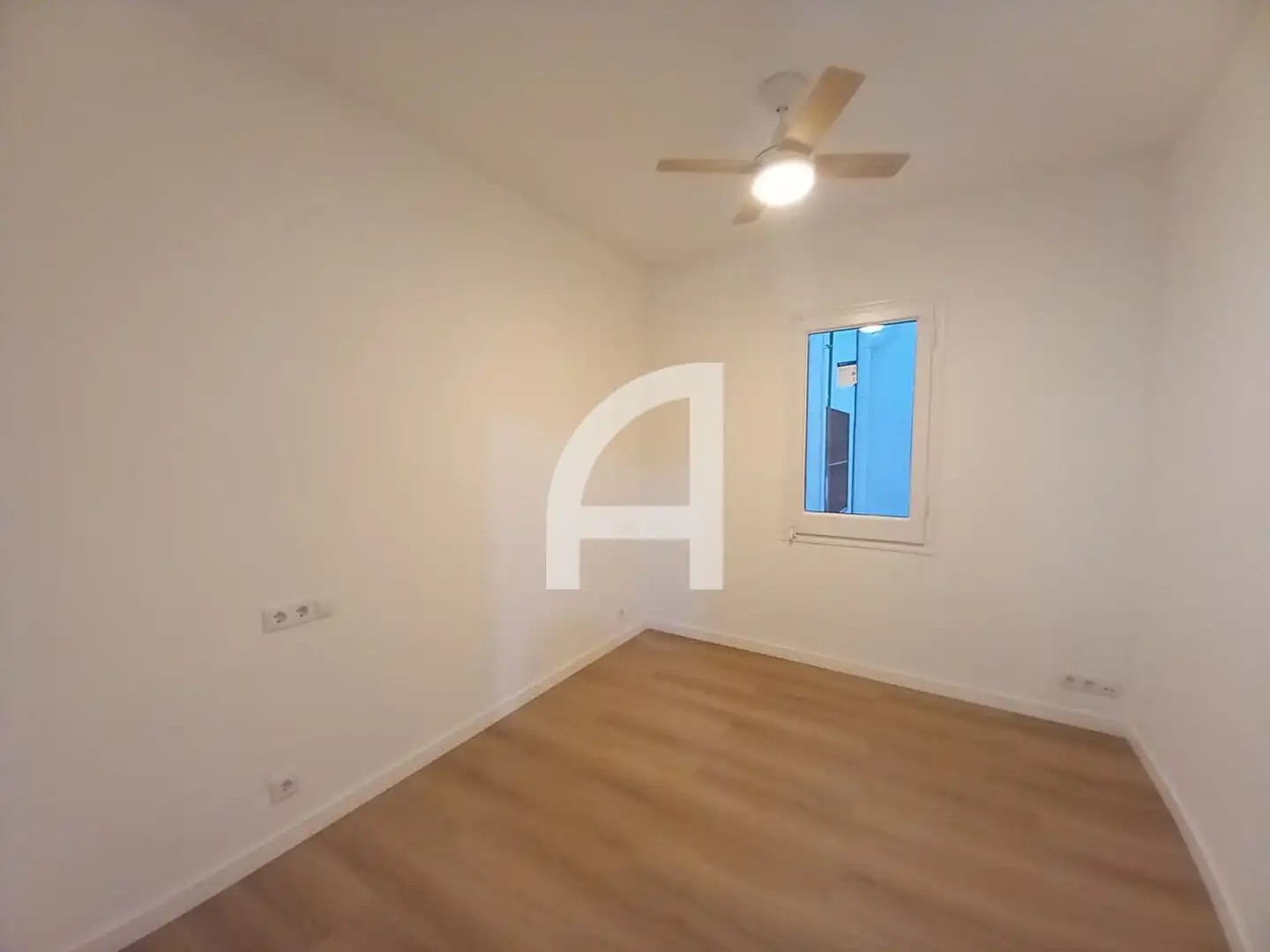 Habitación de Piso de alquiler en Barcelona con Parquet