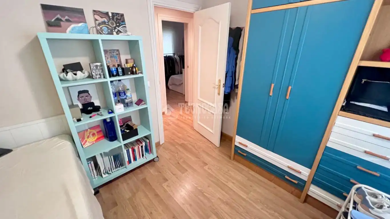 Habitación de Piso en venta en Alcalá de Henares con Aire acondicionado, Calefacción y Terraza