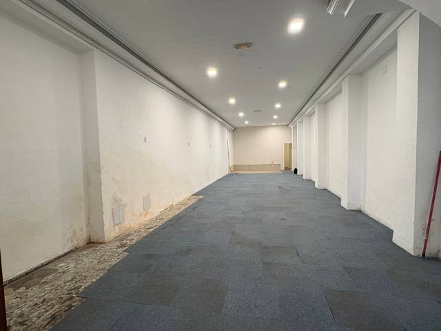 Local comercial en Venta en Avenida del Monte Igueldo en San Diego