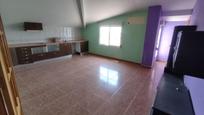 Sala d'estar de Apartament en venda en Torremenga amb Terrassa i Balcó