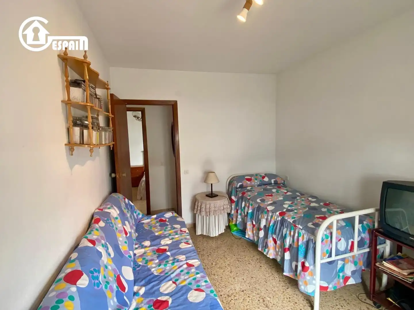 Habitación de Casa adosada en venta en Lillo con Calefacción, Jardín privado y Terraza