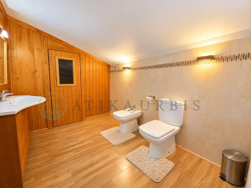 Detached homes for sale in Churriana