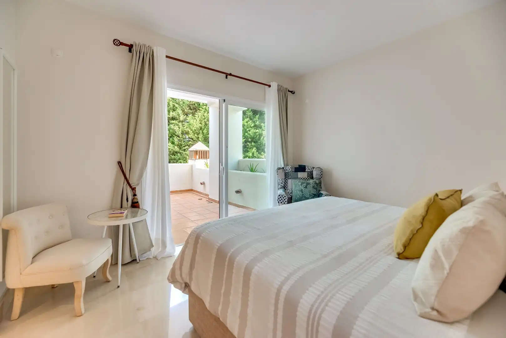 Apartment with pool for sale in Nueva Andalucía, imagen 11