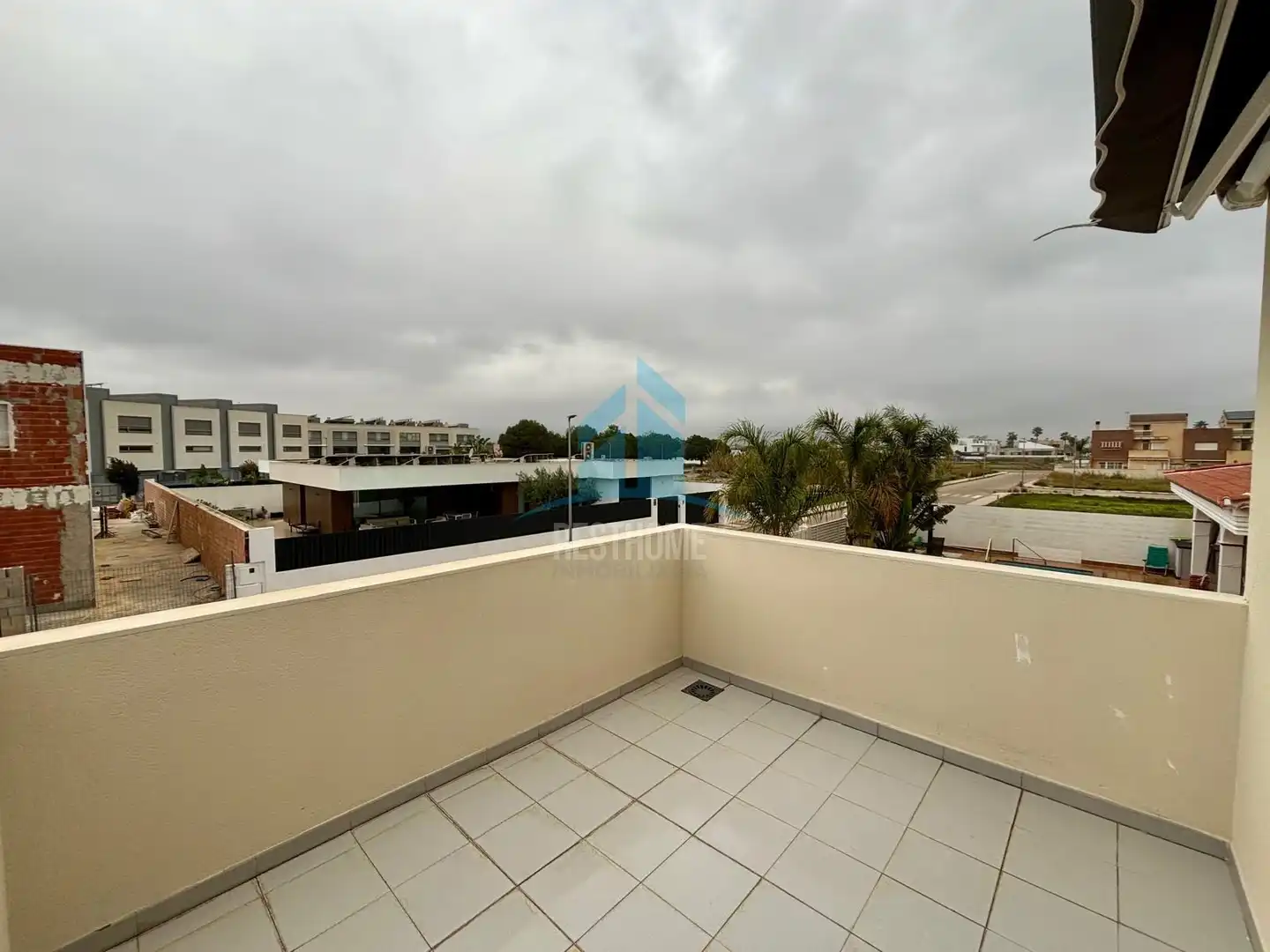 Terrassa de Casa adosada en venda en Daimús amb Aire condicionat, Calefacció i Jardí privat