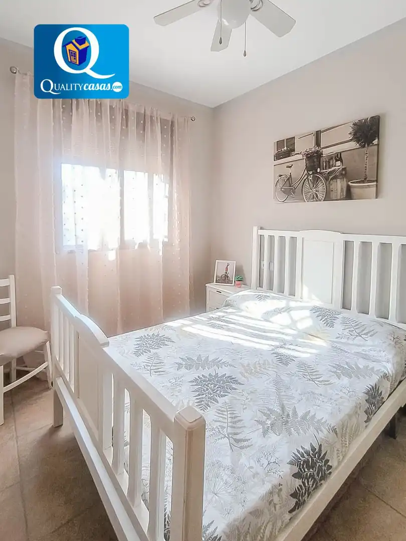 Habitación de Dúplex en venta en Alicante / Alacant con Aire acondicionado, Calefacción y Terraza