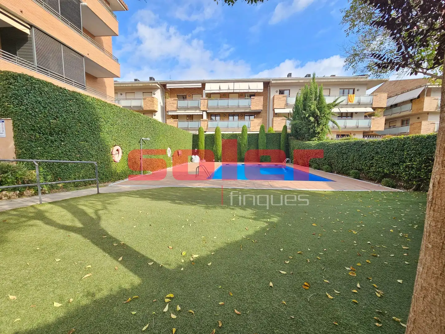 Planta baja en venta en Mira-sol