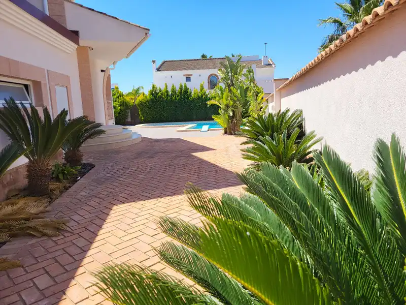Exterior view of Houses for sale in Rojales  with Terrace, Storage room and Swimming Pool