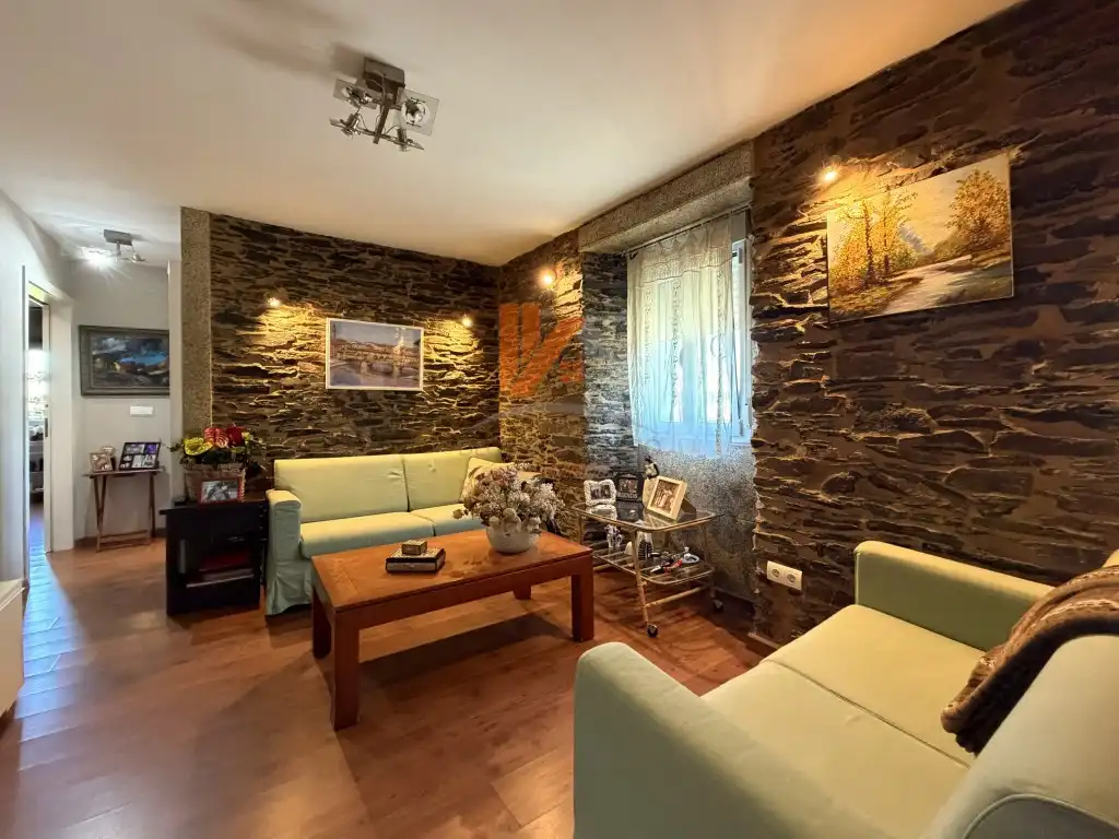 Sala de estar de Casa o chalet en venta en Touro con Jardín privado, Trastero y Horno