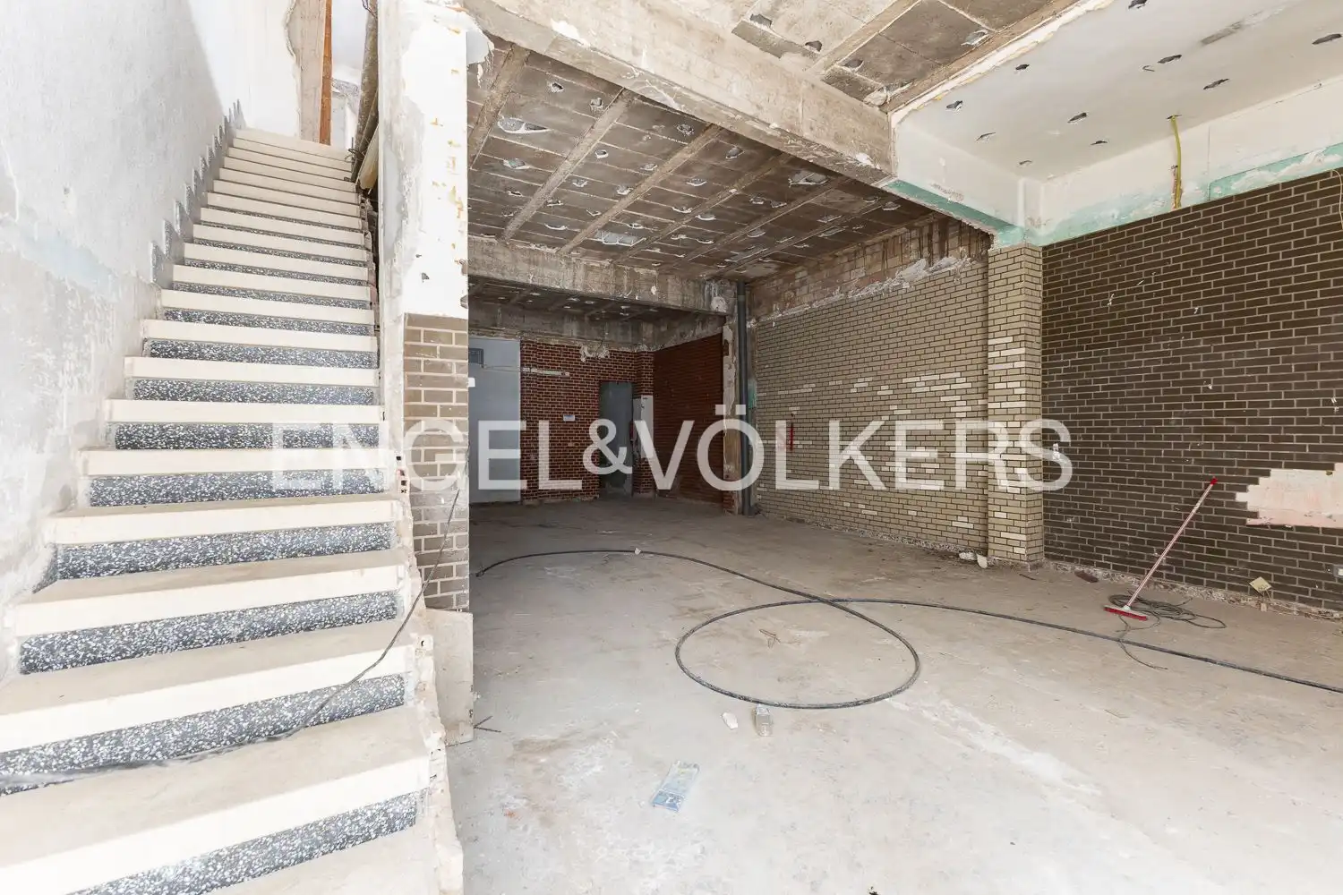 Casa o xalet en venda en Valencia amb Calefacció, Terrassa i Piscina