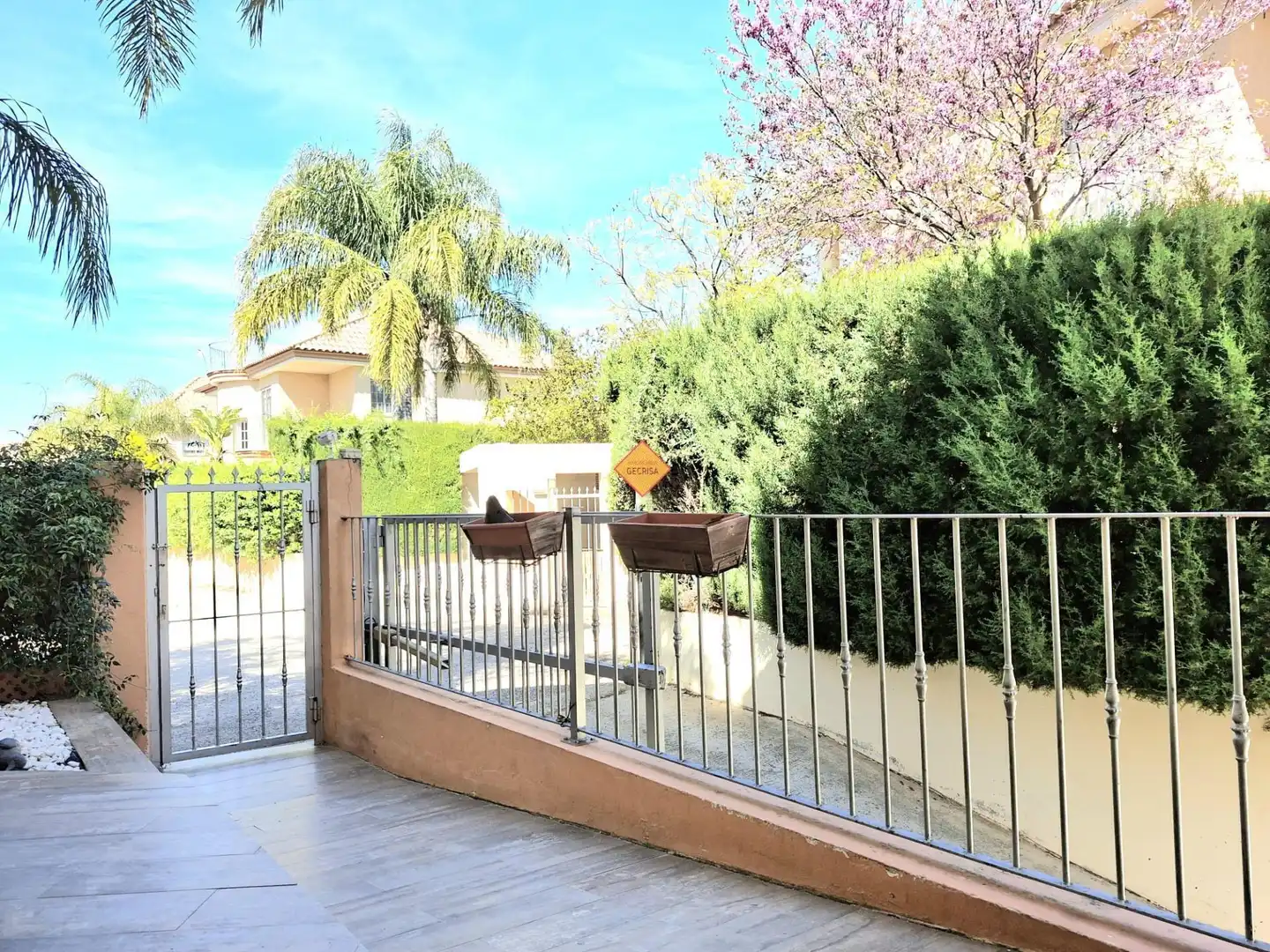 Terraza de Casa o chalet en venta en Paterna con Aire acondicionado, Calefacción y Jardín privado