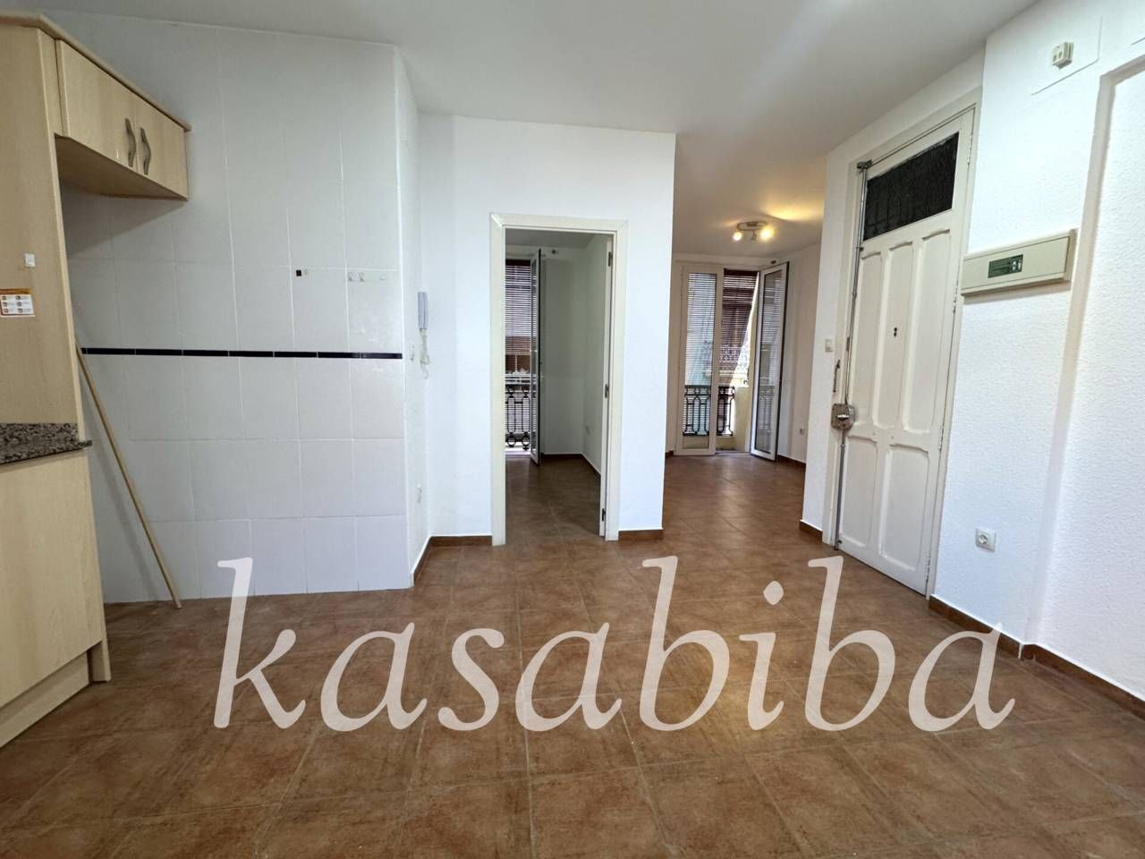 Flat for sale in  Valencia Capital  with Balcony