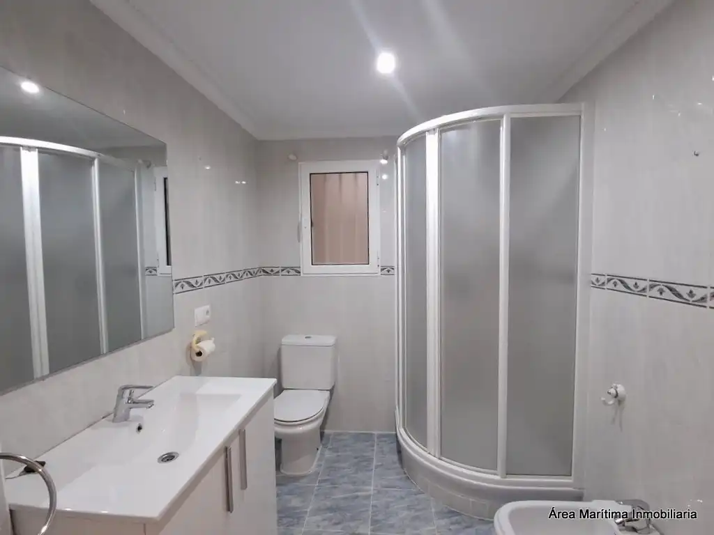 Flat for rent in Carrer d'Ernest Anastasio, El Cabanyal - El Canyamelar