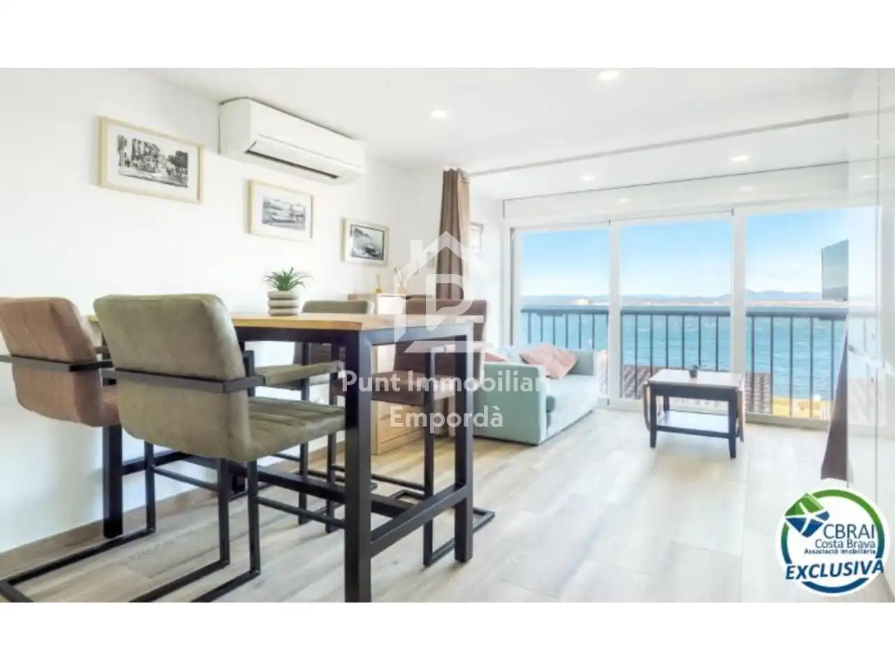 Living room of Study for sale in Roses  with Air Conditioner, Parquet flooring and Furnished