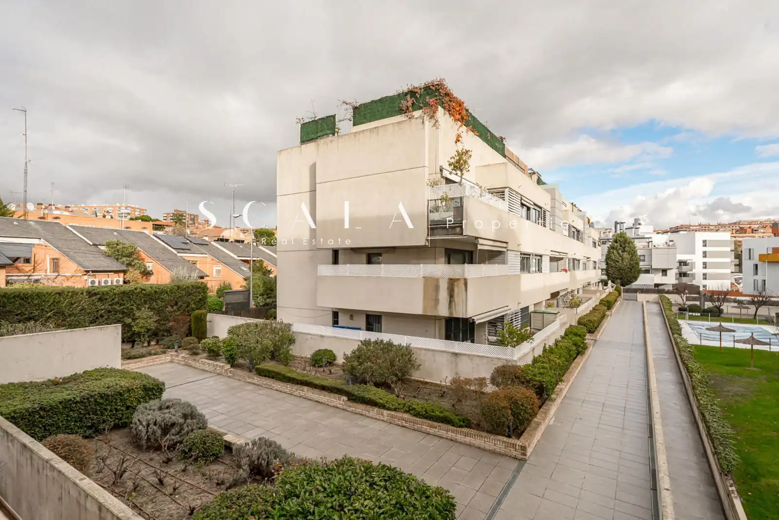 Vista exterior de Piso en venta en Madrid con Aire acondicionado, Calefacción y Parquet