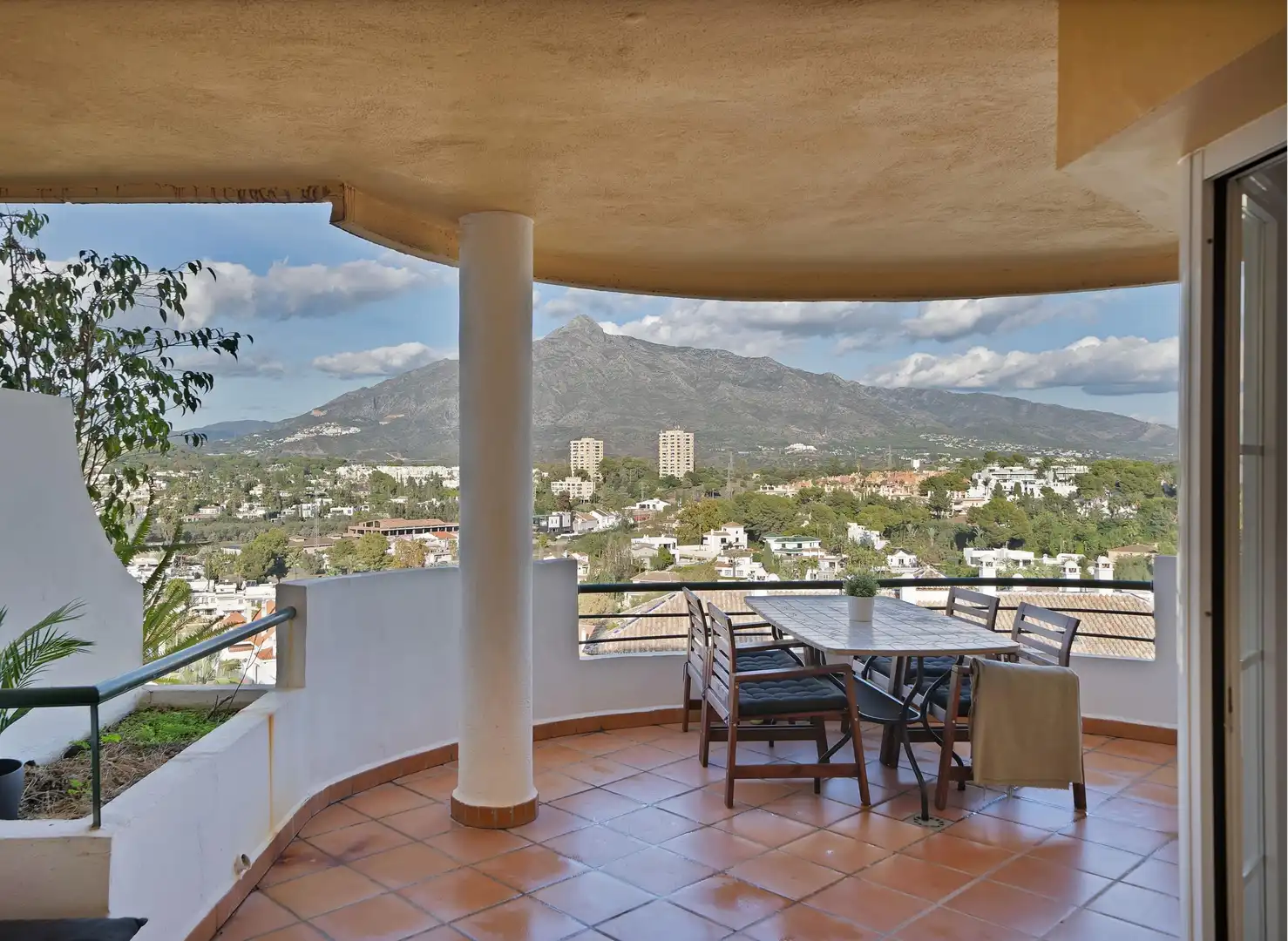 Terraza de Apartamento de alquiler en Marbella con Aire acondicionado, Jardín privado y Terraza