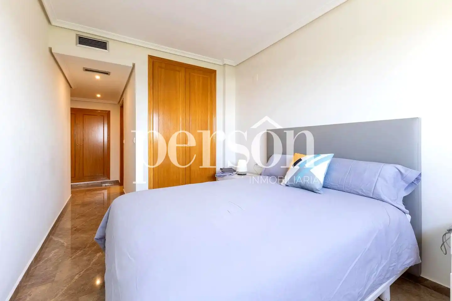 Appartamento con terrazza in affitto a El Pla del Real, imagen 16