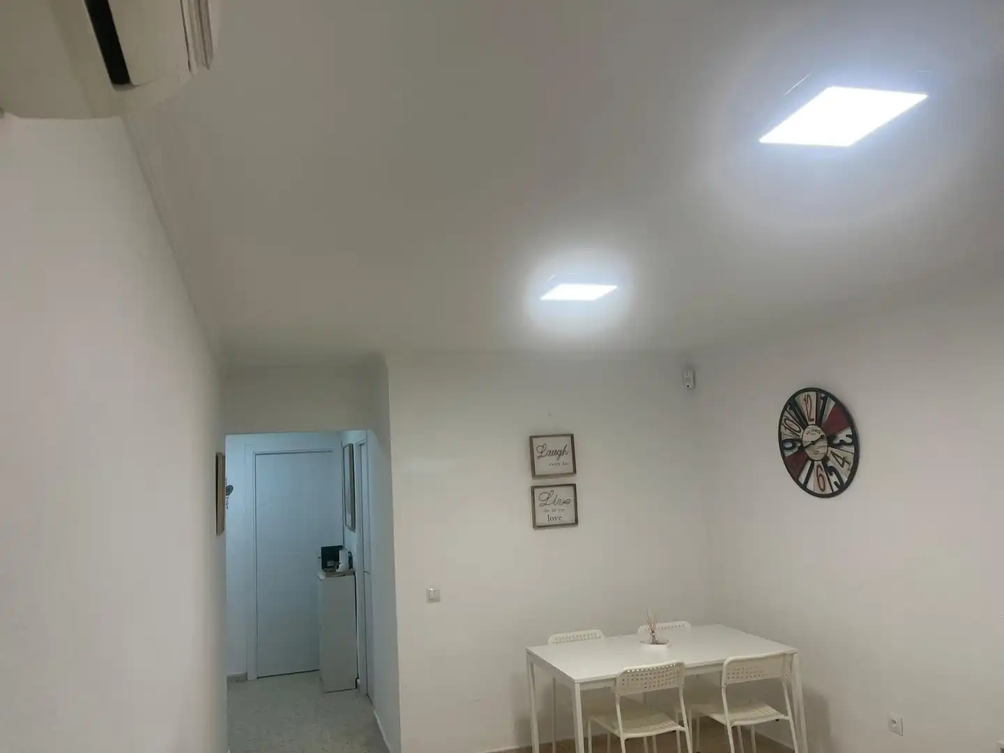 Comedor de Planta baja en venta en Málaga con Aire acondicionado