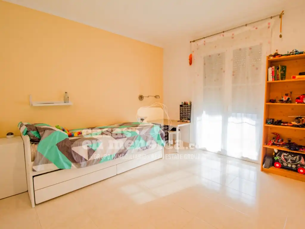 Dormitori de Casa o xalet en venda en Maó - Mahón amb Aire condicionat, Jardí privat i Terrassa