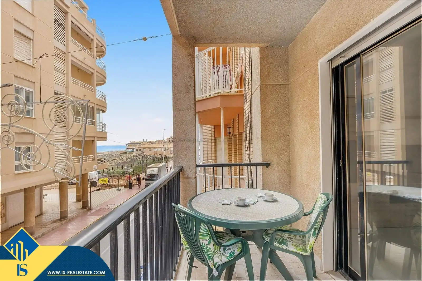 Piso con ascensor en venta en La Mata