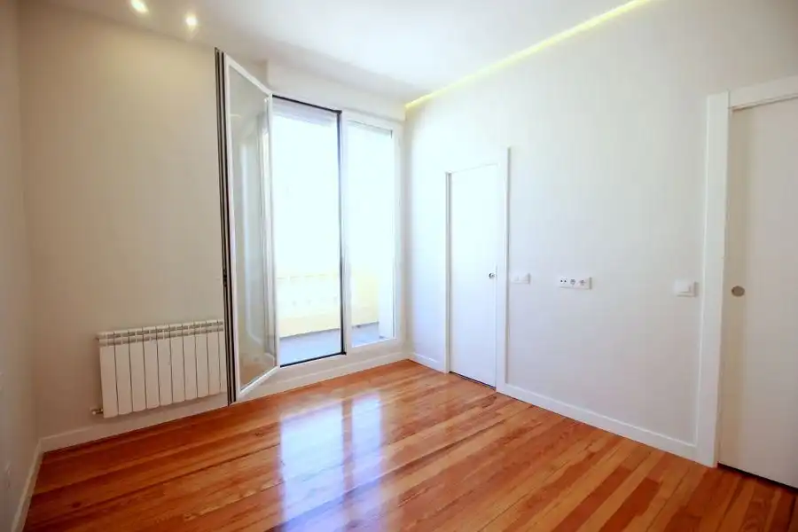 Habitación de Ático de alquiler en Madrid con Aire acondicionado, Calefacción y Terraza