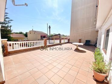 Casa con balcón en venta en Els Monjos