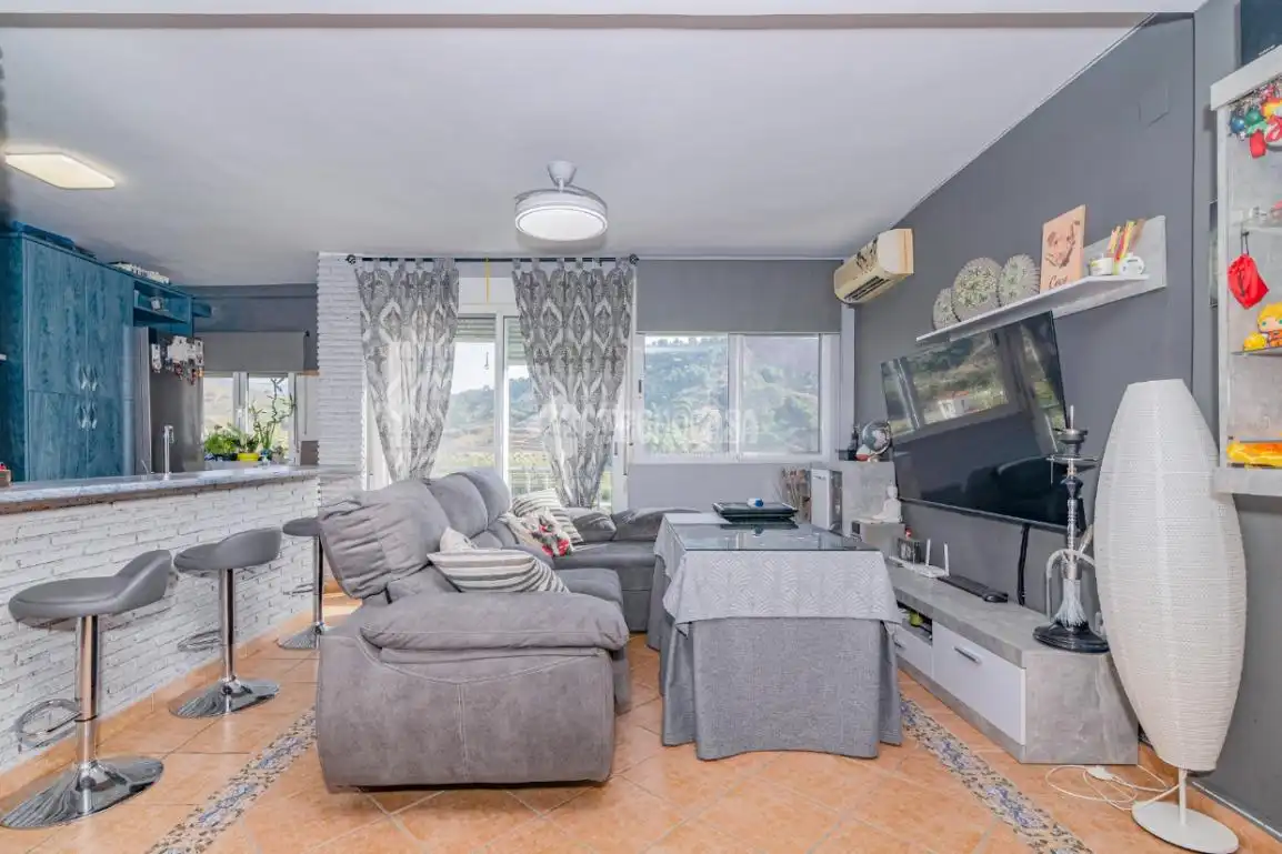Living room of Flat for sale in Granada  with Air Conditioner