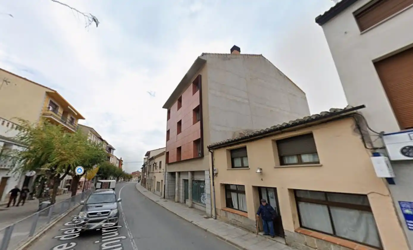 Außenansicht von Gebäude zum Verkauf in El Barraco  mit Gemeinschaftspool
