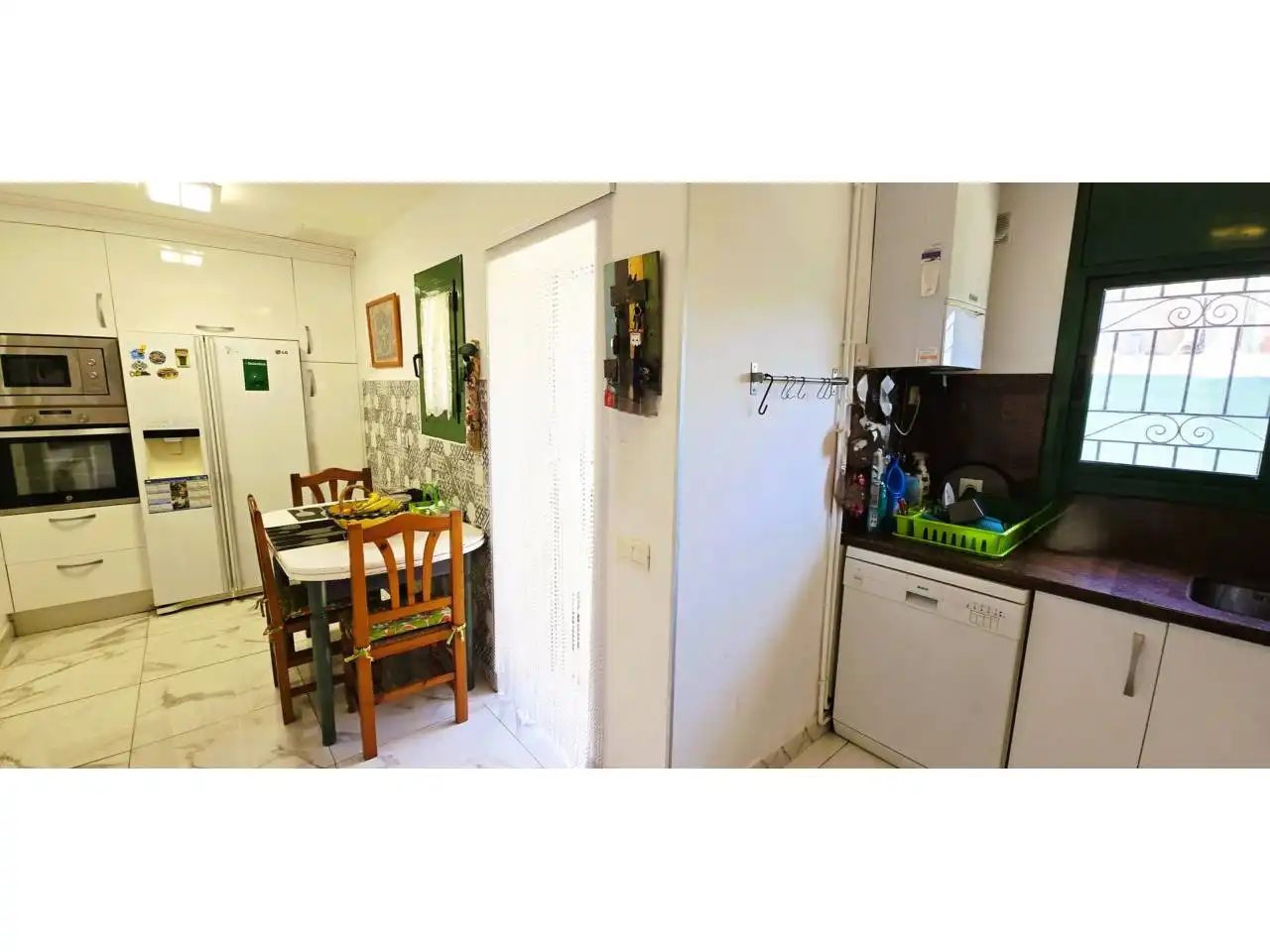 Cuina de Casa o xalet en venda en Torredembarra amb Aire condicionat, Calefacció i Jardí privat