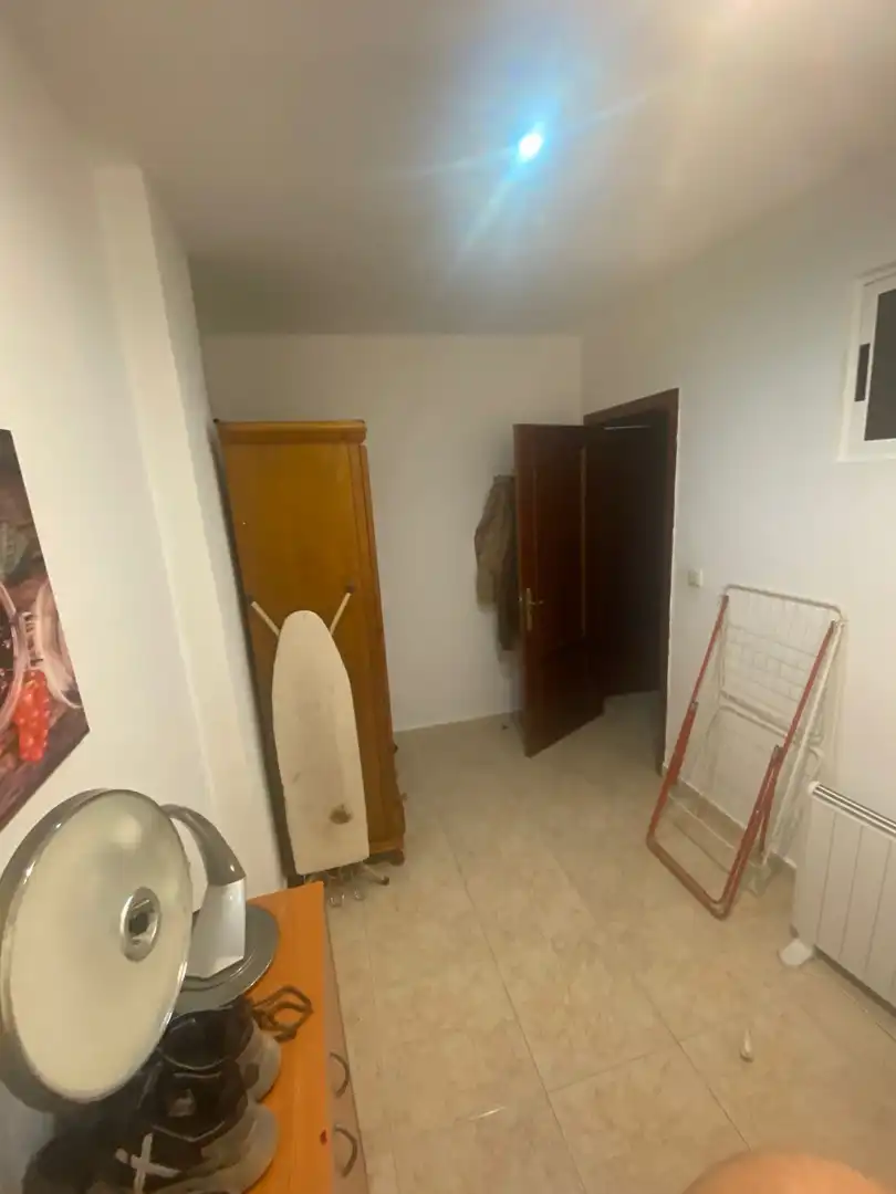 Flat for rent in Calle Buensuceso, Centro - Sagrario