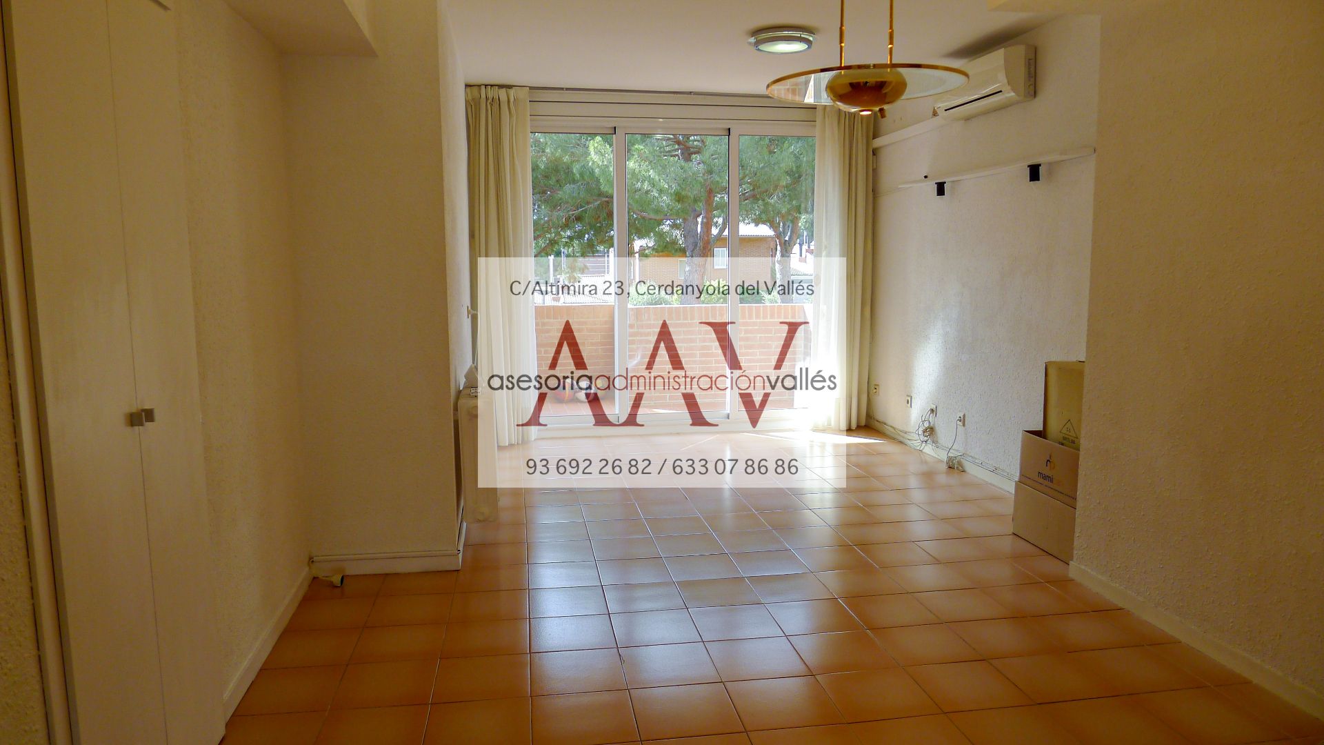 Sala d'estar de Dúplex en venda en Matadepera amb Aire condicionat, Calefacció i Jardí privat