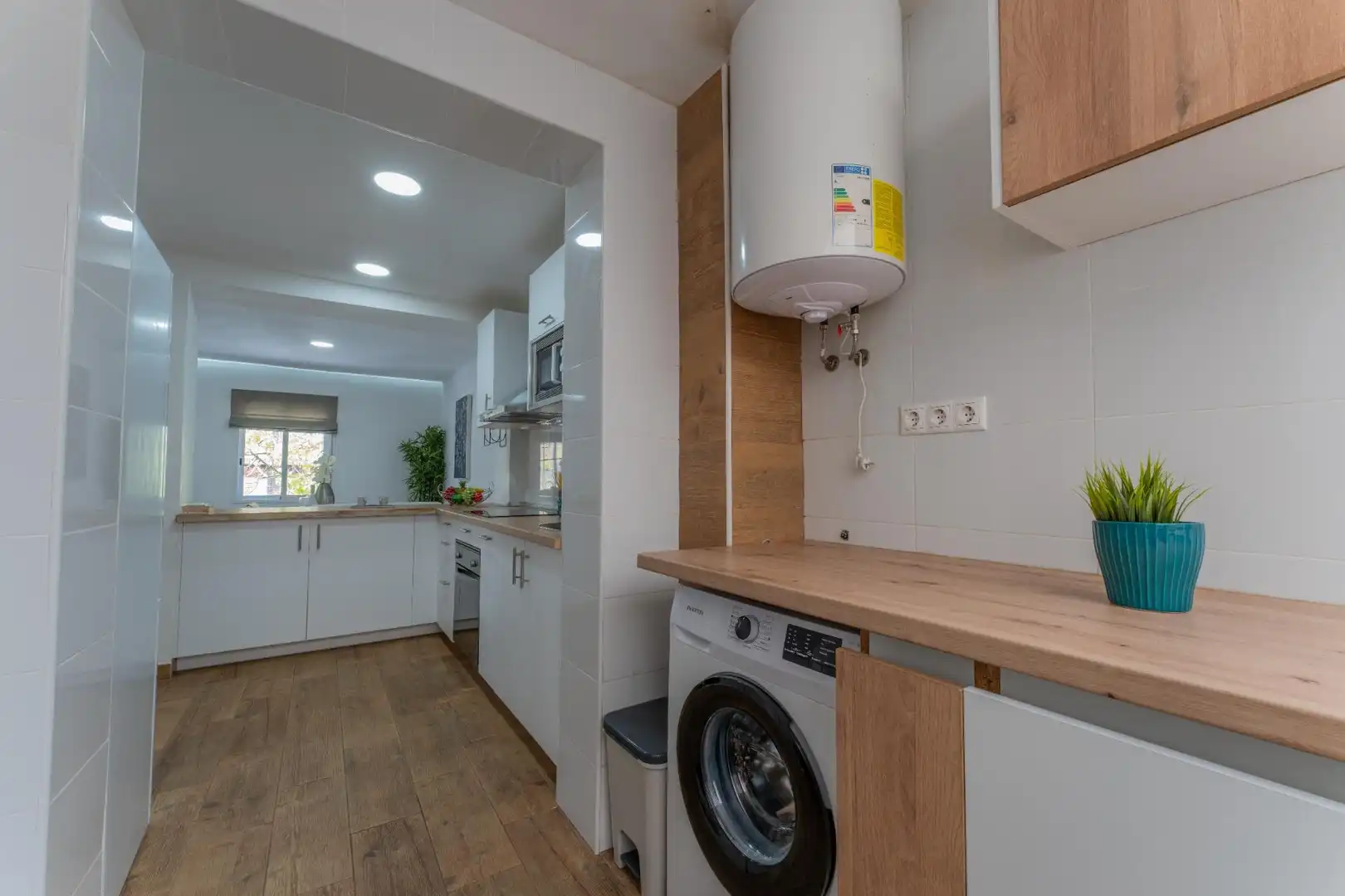 Cocina de Piso en venta en Elche / Elx con Aire acondicionado, Amueblado y Balcón