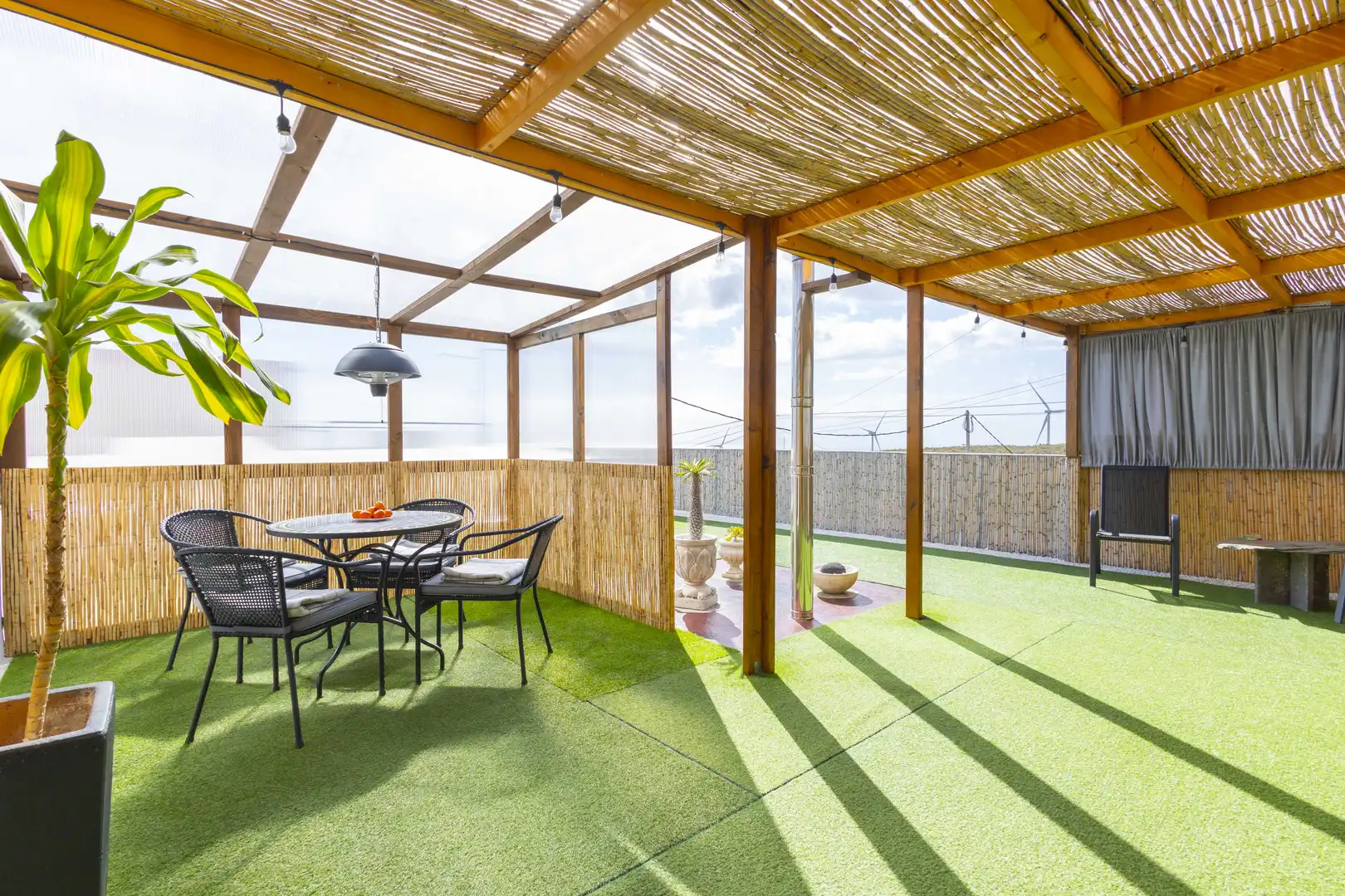 Terrassa de Casa o xalet en venda en Arico amb Terrassa, Traster i Moblat