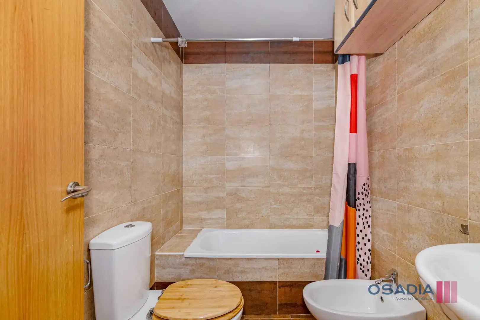 Badezimmer von Wohnung zum Verkauf in Monachil mit Heizung und Balkon