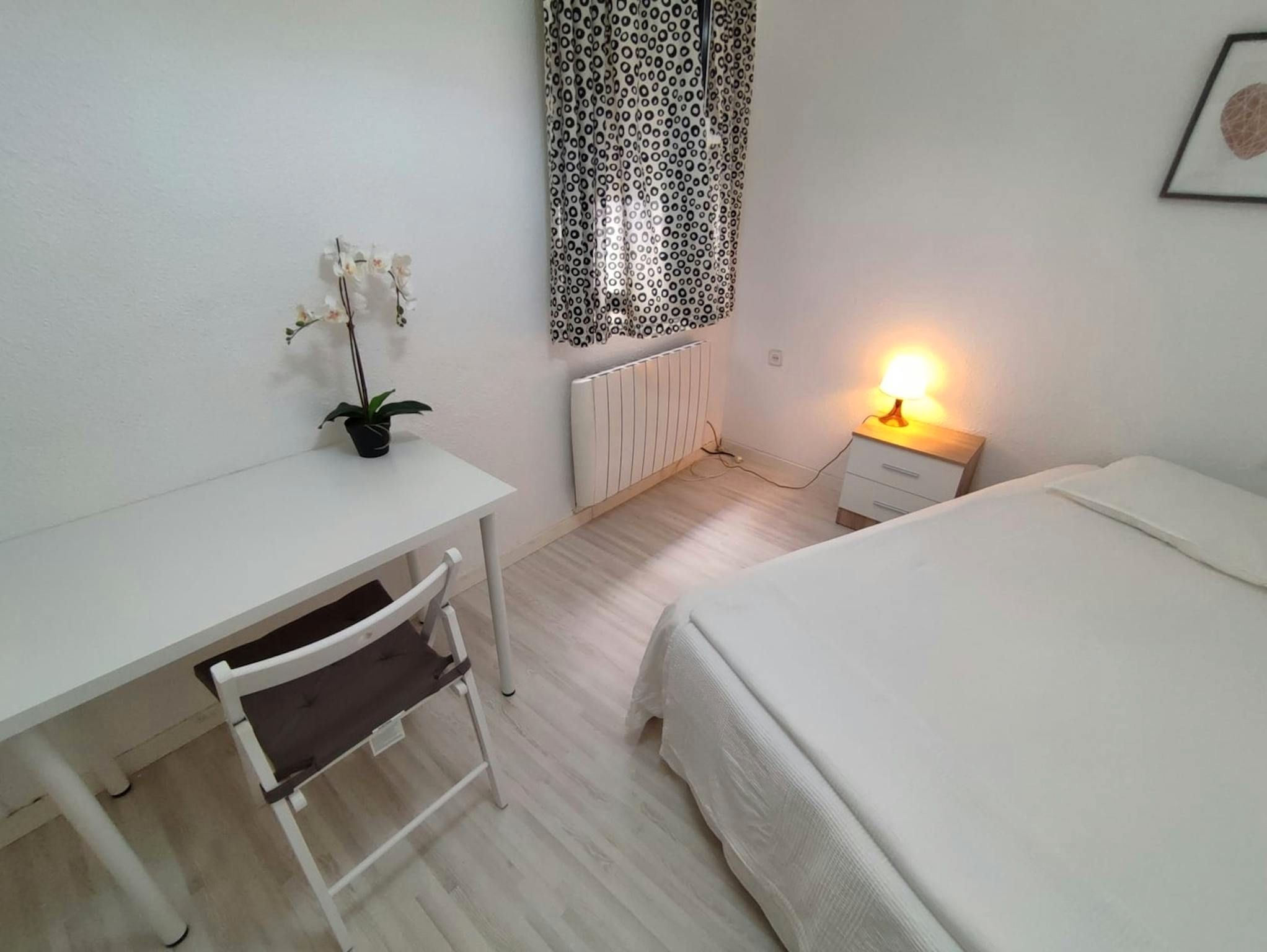Flat to share in N/A, Numancia