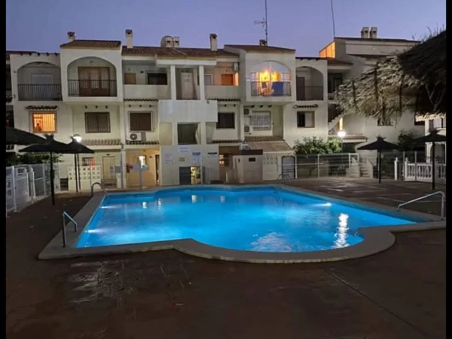 Piscina de Apartament de lloguer en Mazarrón amb Aire condicionat, Terrassa i Moblat