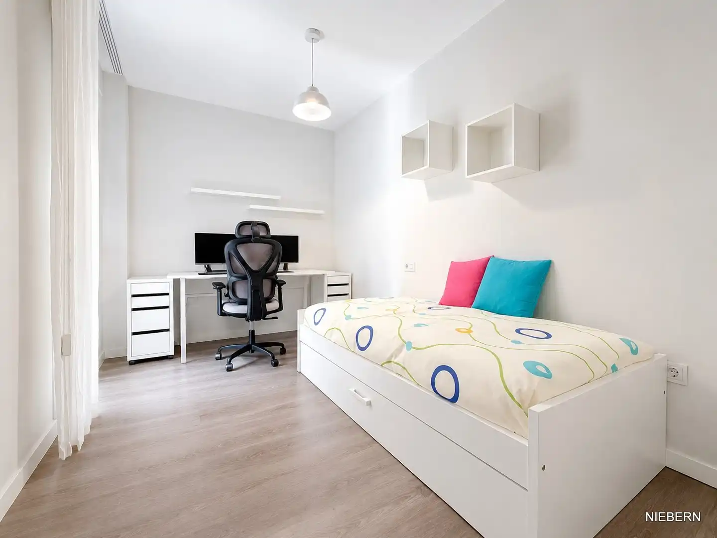 Bedroom of Detached homes for sale in Cartagena  with Air Conditioner, Oven and Balcony
