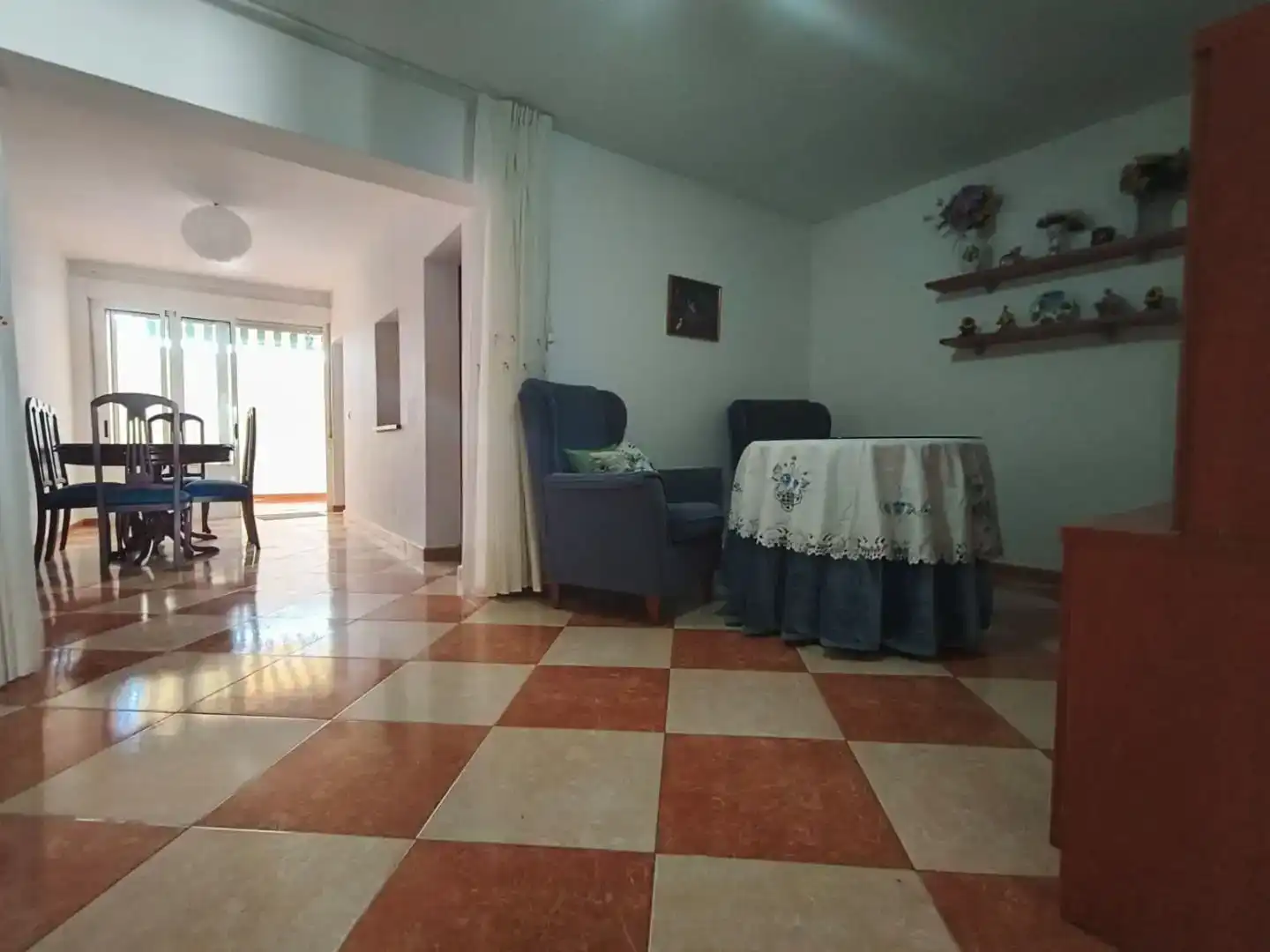 Sala de estar de Planta baja en venta en Don Álvaro con Trastero y Amueblado
