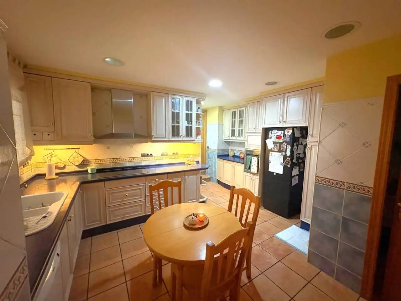 Kitchen of Flat for sale in Castalla  with Air Conditioner, Storage room and Furnished