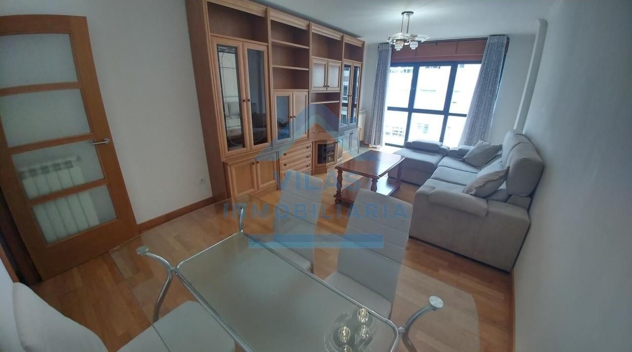 Living room of Flat to rent in Ames  with Heating, Parquet flooring and Furnished