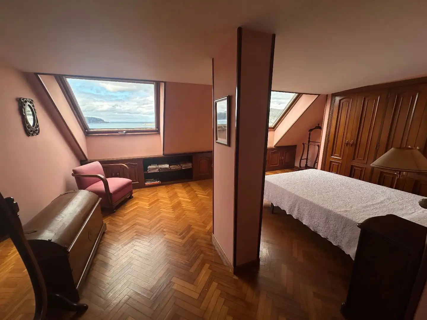 Schlafzimmer von Wohnung zur Miete in Viveiro mit Heizung, Parkett und Terrasse