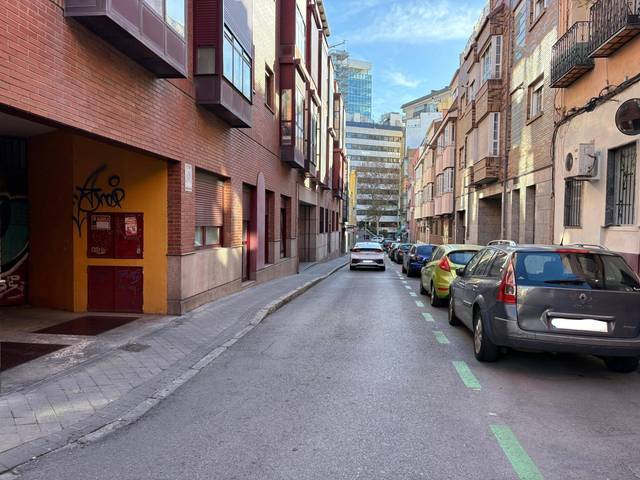 Garaje en Venta en  OÑATE en Castillejos - Cuzco
