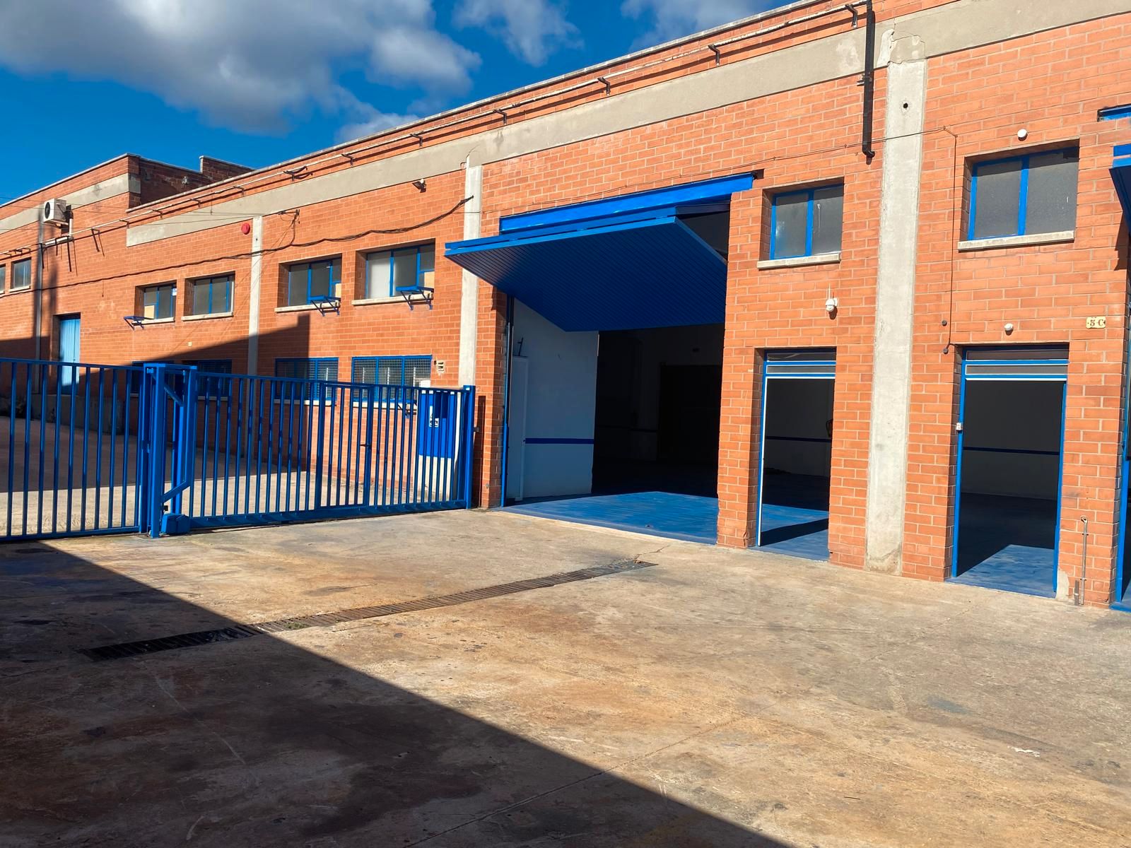 Nau industrial en venda a Sentmenat