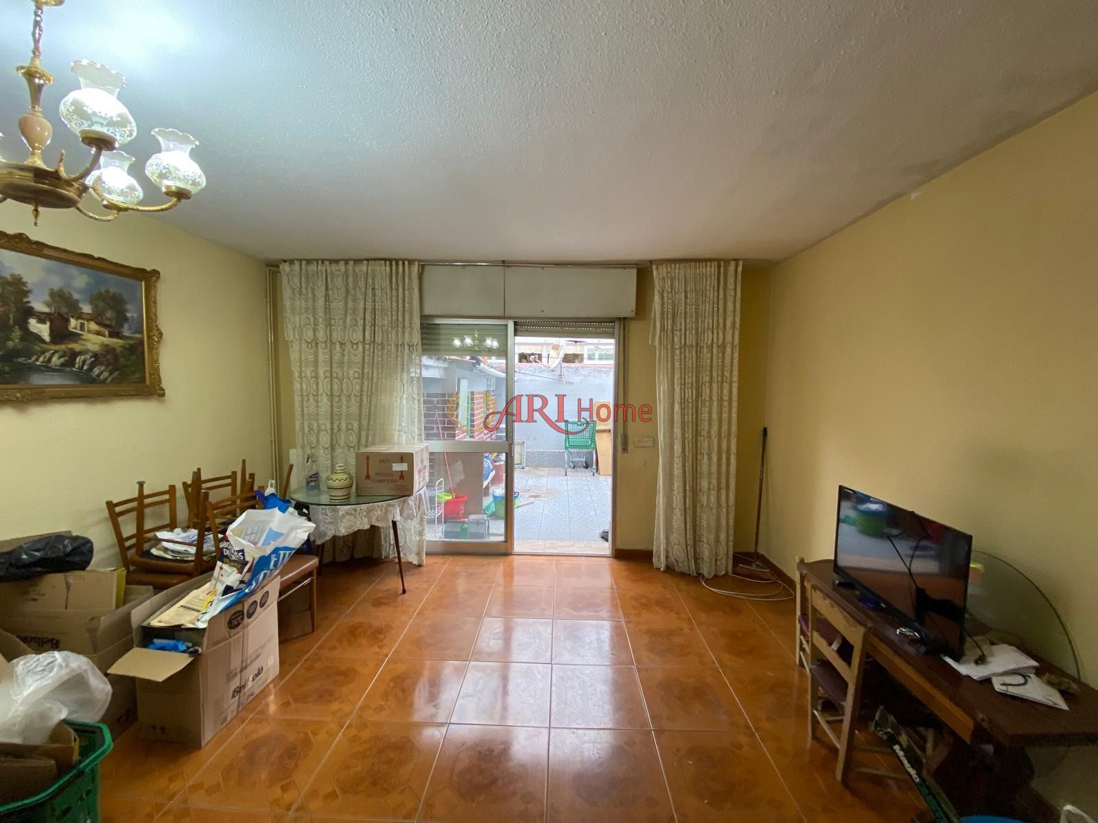 Exterior view of Single-family semi-detached for sale in  Madrid Capital  with Heating, Terrace and Storage room