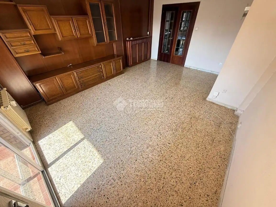 Piso en venta en Zaragoza con Calefacción y Balcón