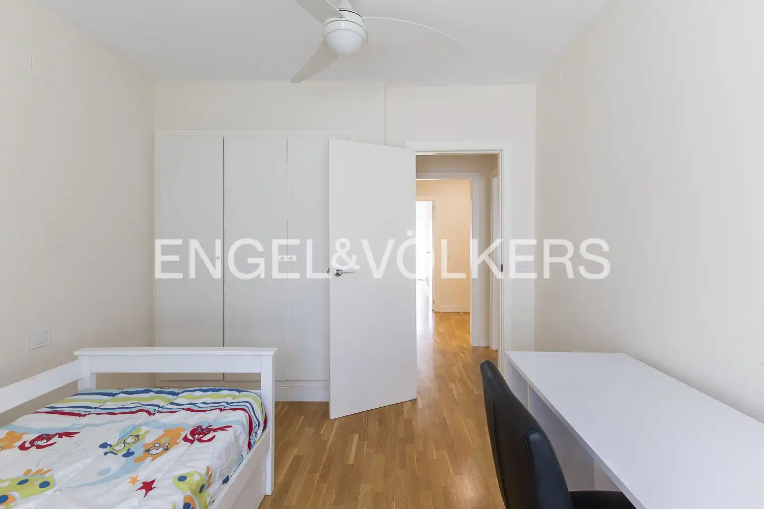Habitación de Casa o chalet de alquiler en Rocafort con Aire acondicionado, Calefacción y Jardín privado