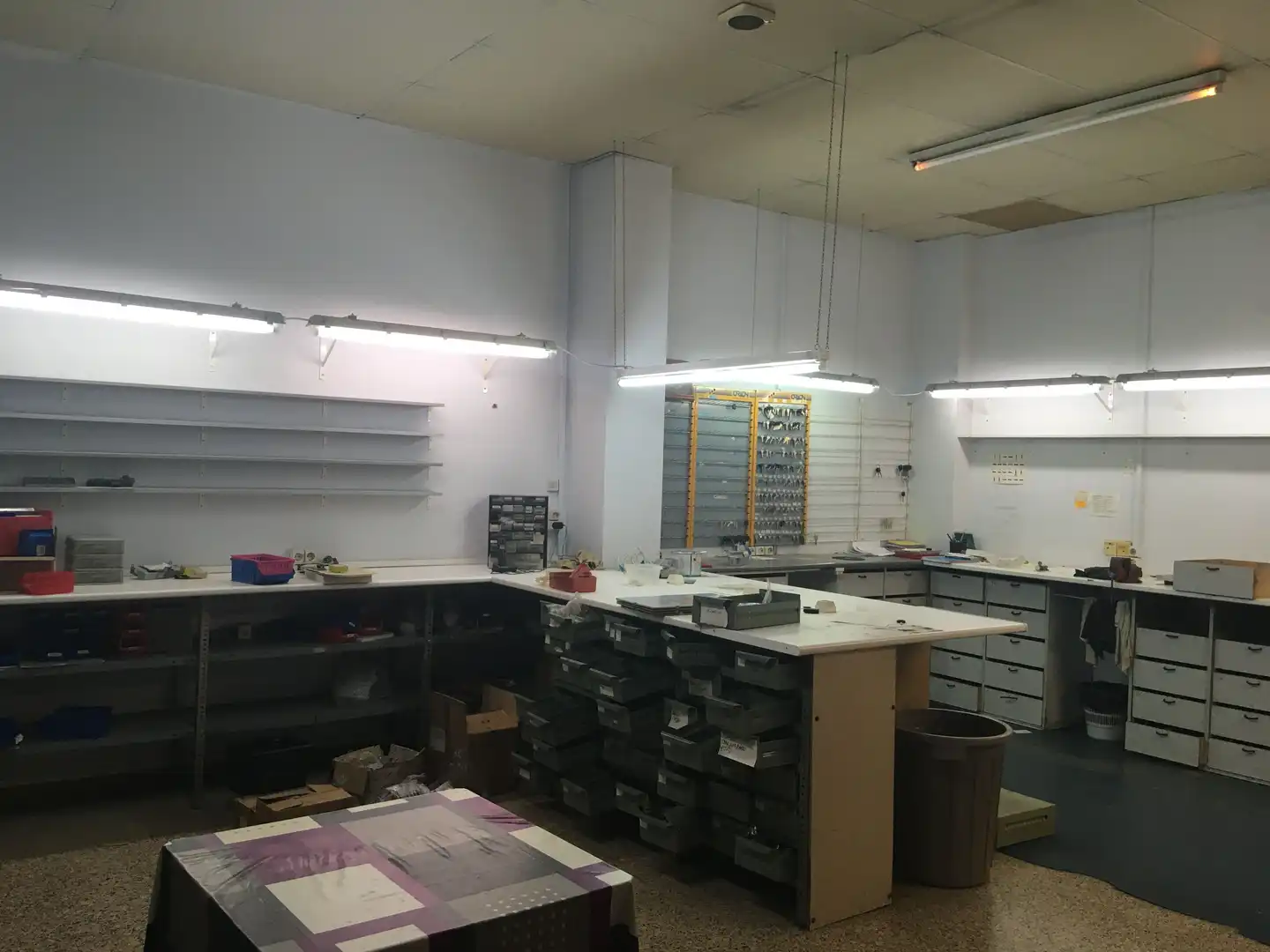 Local comercial en alquiler en Eixample Sud – Migdia, imagen 10