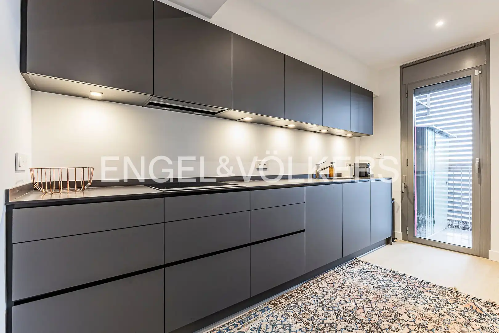 Küche von Wohnung zum Verkauf in L'Hospitalet de Llobregat mit Klimaanlage, Heizung und Abstellraum